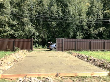 Парковка под машину в Москве